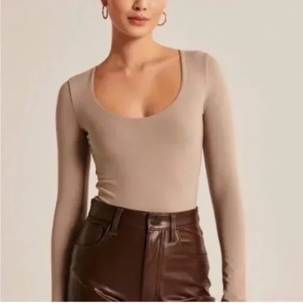 Abercrombie & Fitch Tan Fitted Long Sleeve Bodysuit